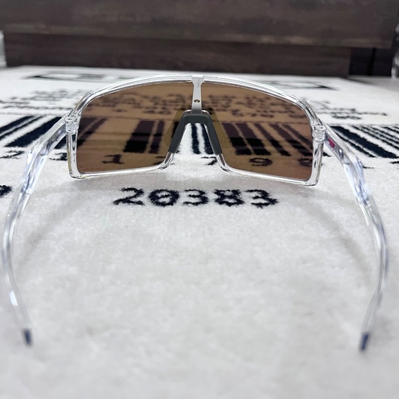 Oakley Sutro Low Bridge OO9406-B537 Polished Clear Frames w/ Prizm 24K Gold Lens - Picture 7 of 13